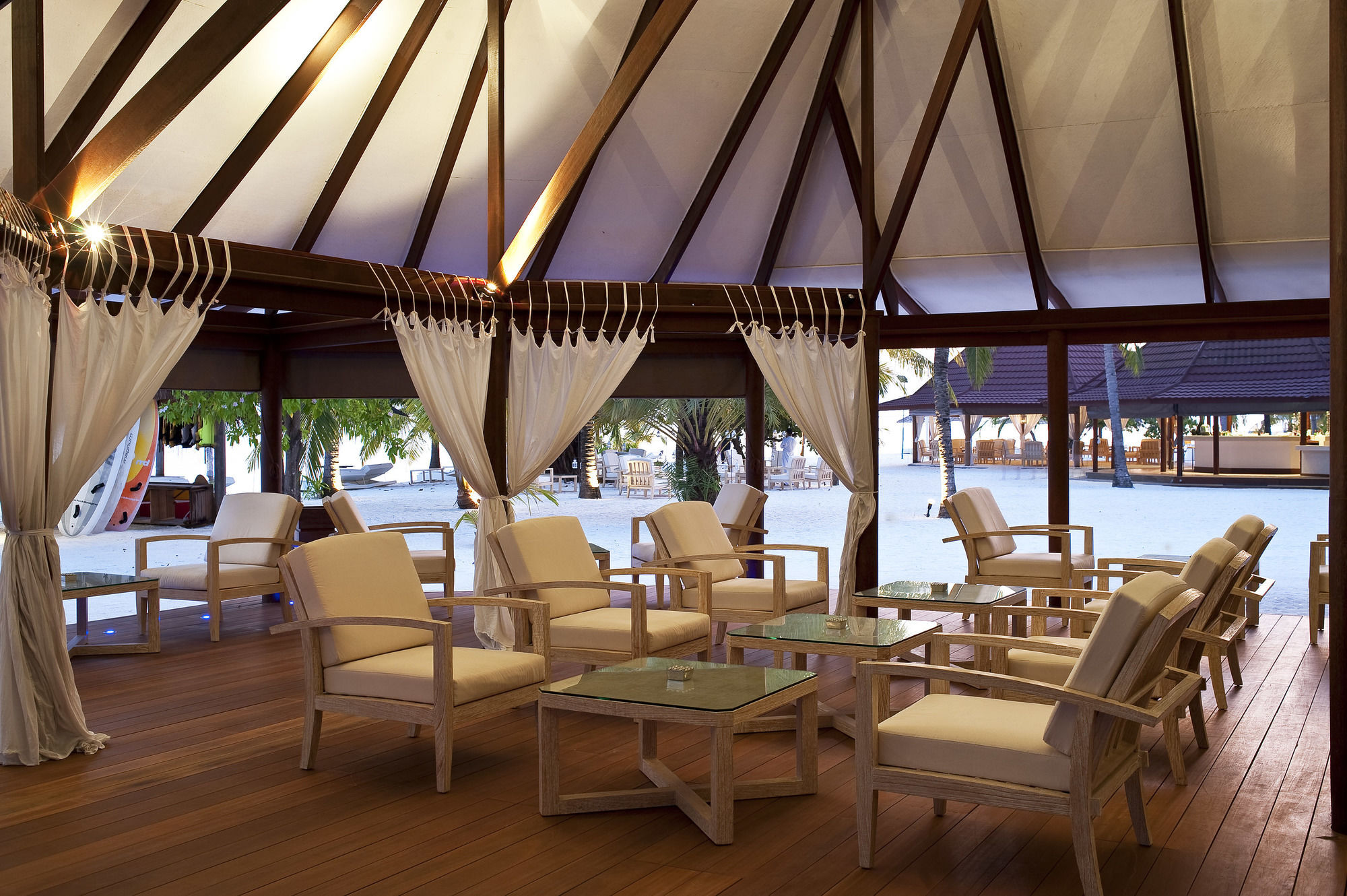 Diamonds Athuruga Beach & Water Villas Exterior foto
